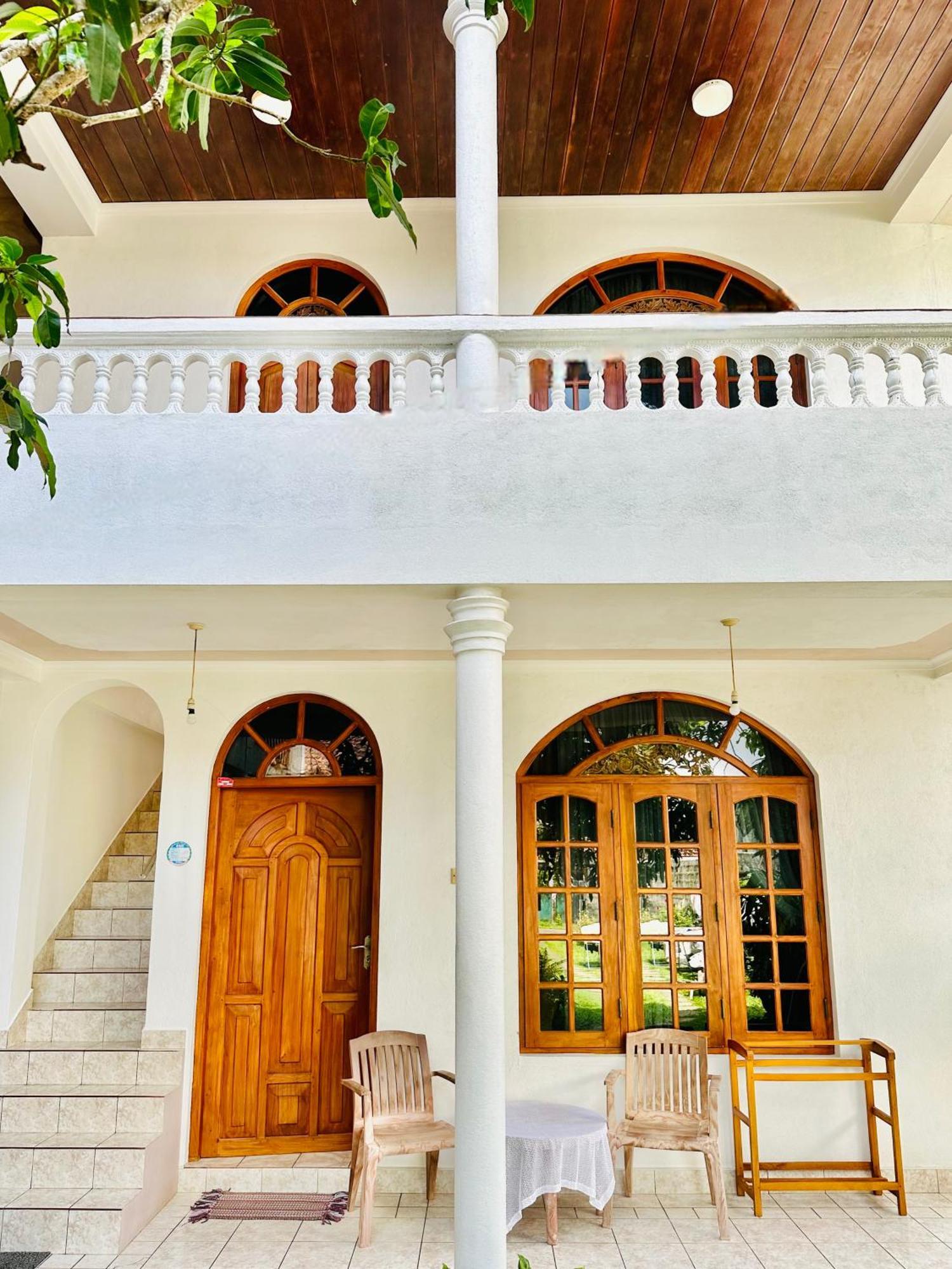 Welcome Family Guest House. เบนโตตา ภายนอก รูปภาพ