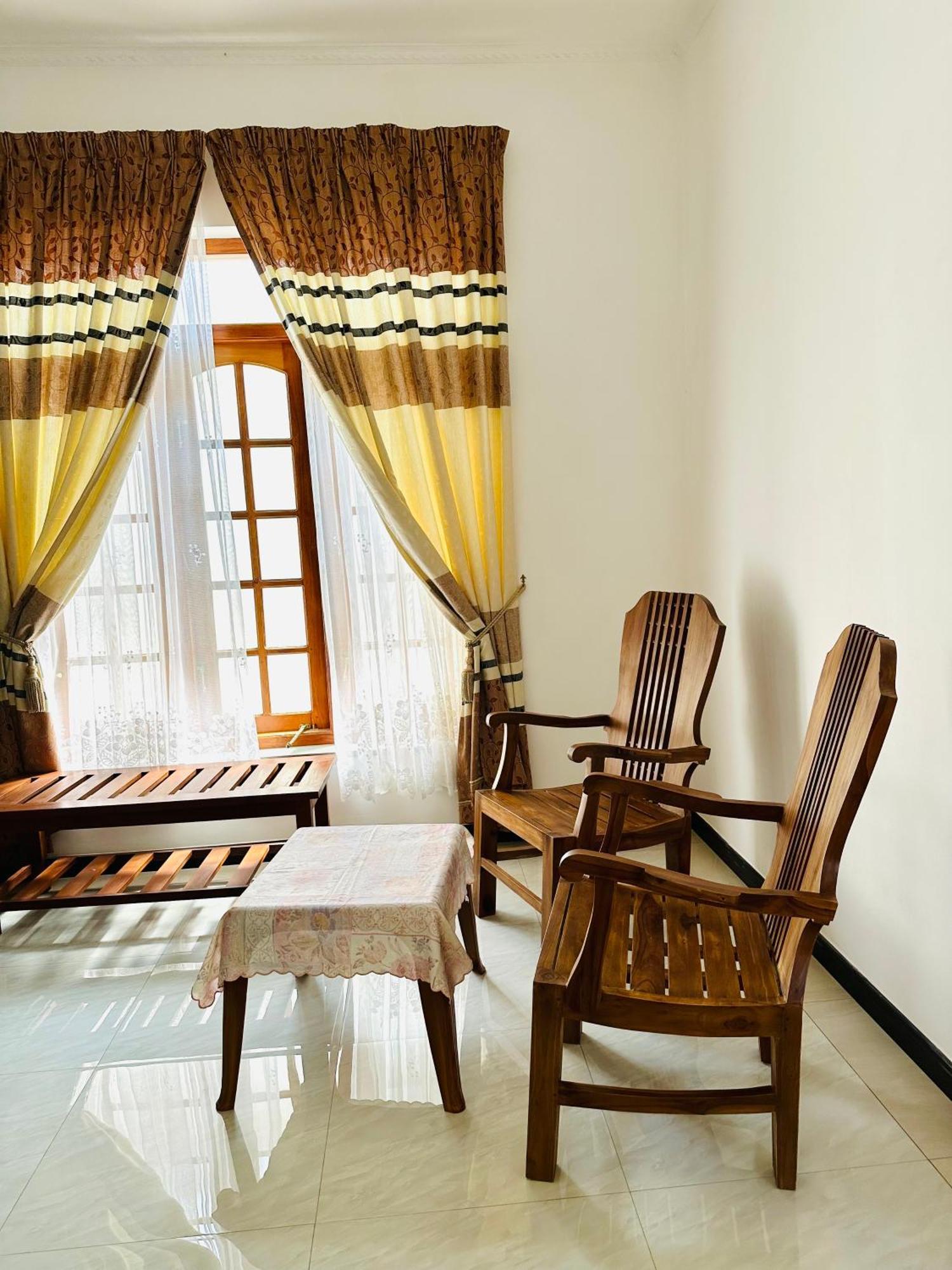 Welcome Family Guest House. เบนโตตา ภายนอก รูปภาพ