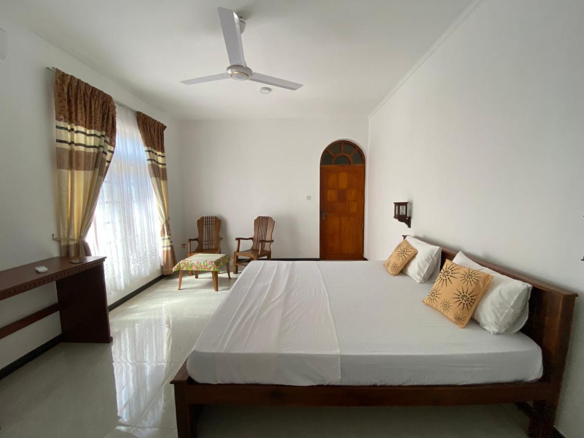 Welcome Family Guest House. เบนโตตา ภายนอก รูปภาพ